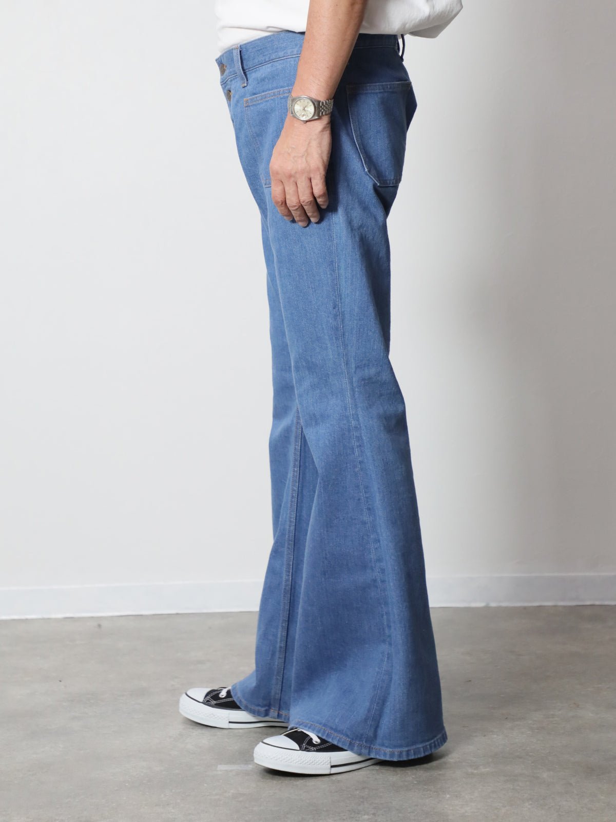 12.5oz Patch Pocket Bell Bottom Jeans 1970s Revival Model Retro Bleached Color/Unisex