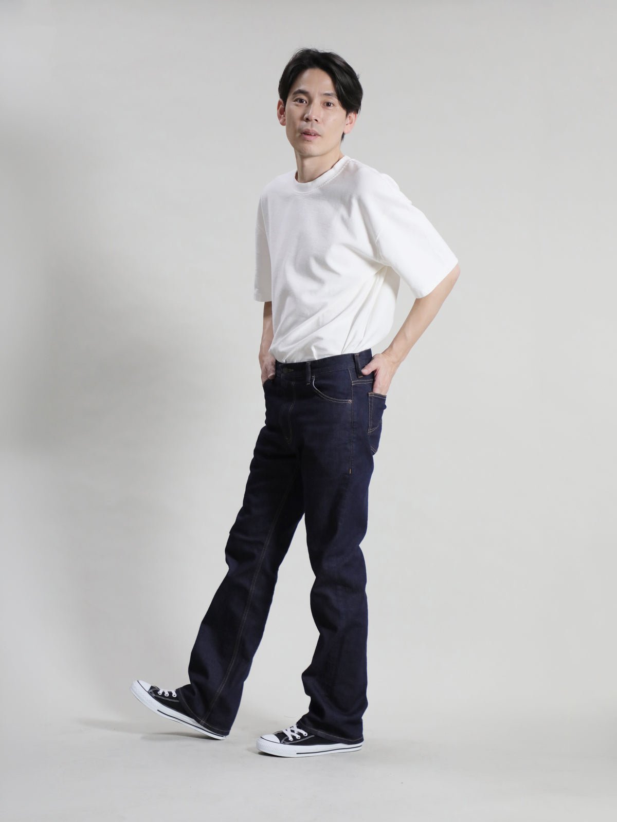 Shoe-cut jeans, one-washed color/unisex