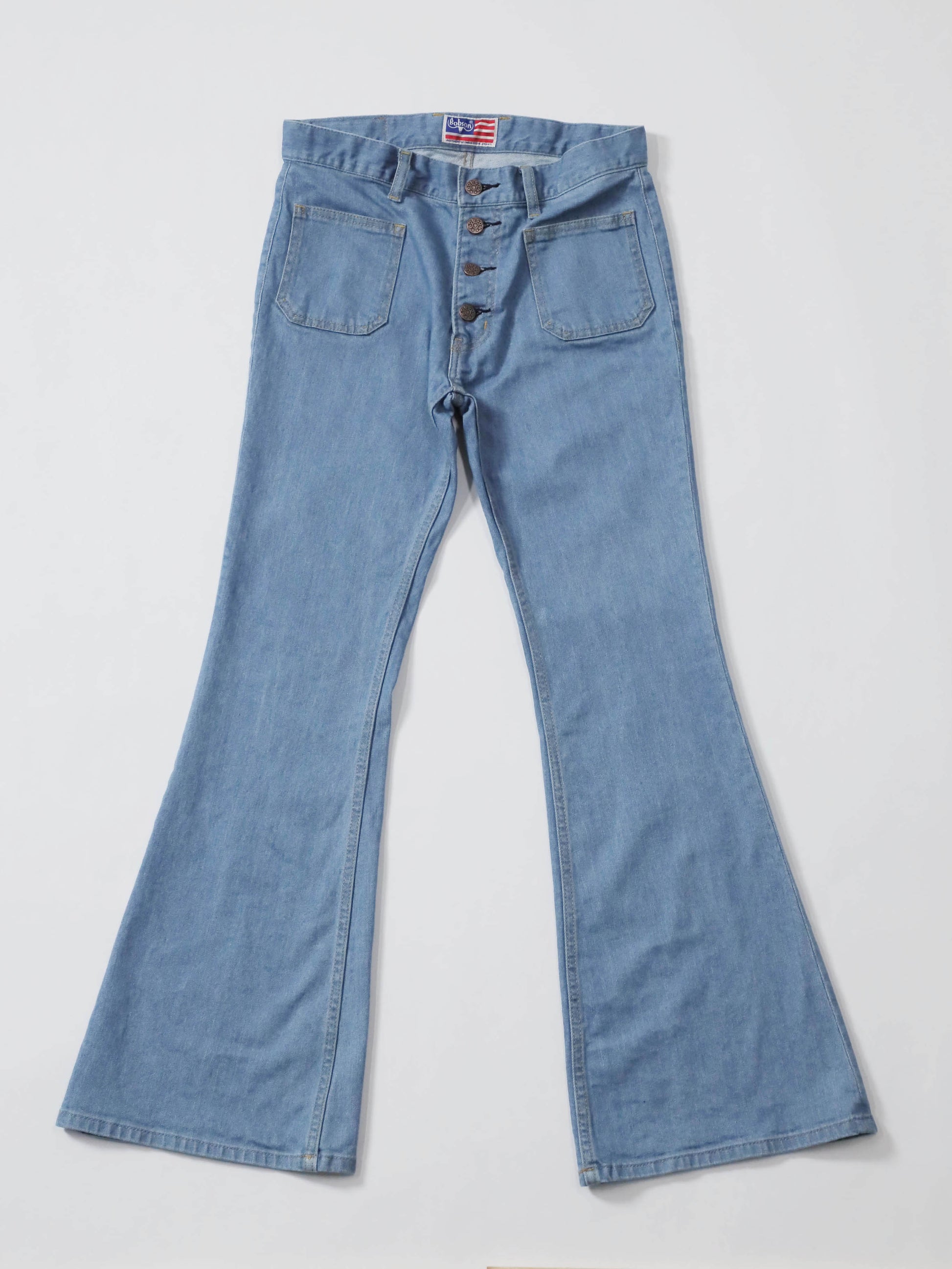 BOBSON | ボブソン | 岡山デニム | ストレッチジーンズ | ジーンズコーデ | カラーバリエーション | 高品質 | ブーツカット | ユニセックス | メンズベルボトム | パンタロン | 1980年代ファッション | 1970年代ファッション | オシャレ上級者 | 足長効果 | ベルボトムジーンズ | ビンテージ加工 | ヴィンテージ加工 | フレアパンツ | バギー | 550型 | レトロハイブイリーチ |  70s bell bottom