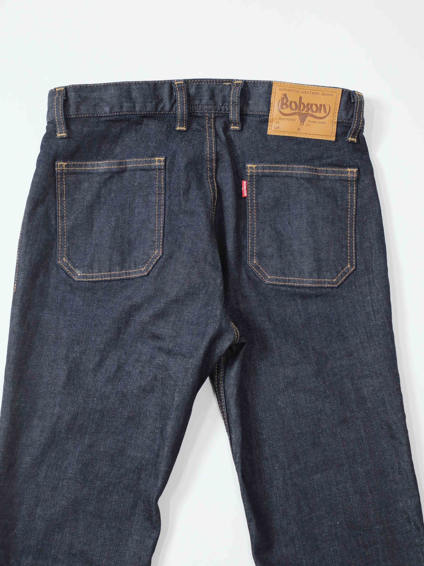 BOBSON | ボブソン | 岡山デニム | ストレッチジーンズ | ジーンズコーデ | カラーバリエーション | 高品質 | ブーツカット | ユニセックス | メンズベルボトム | パンタロン | 1980年代ファッション | 1970年代ファッション | オシャレ上級者 | 足長効果 | ベルボトムジーンズ | ビンテージ加工 | ヴィンテージ加工 | フレアパンツ | バギー | 550型 | レトロ