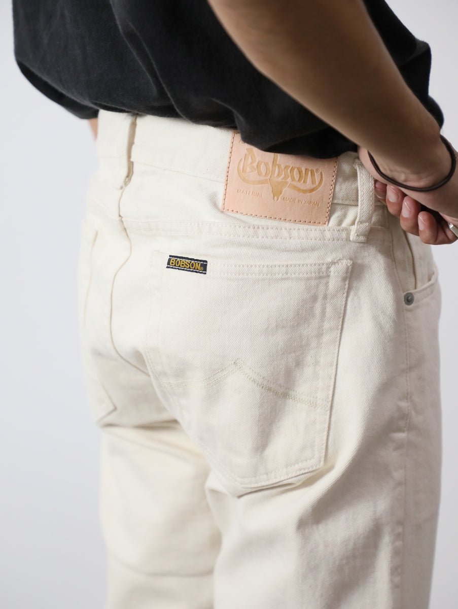 Premium Classic Jeans Straight ecru Color / Men's