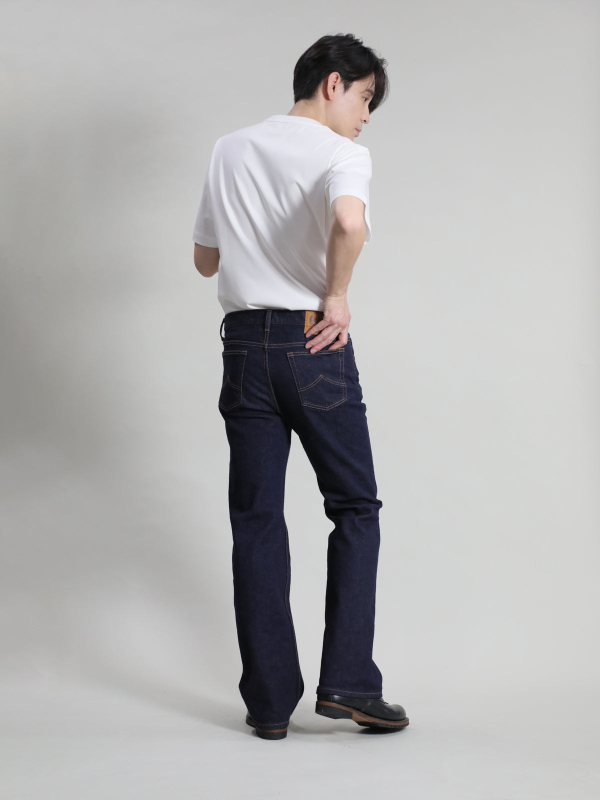 12.5oz Bell-bottom jeans, one-washed/unisex