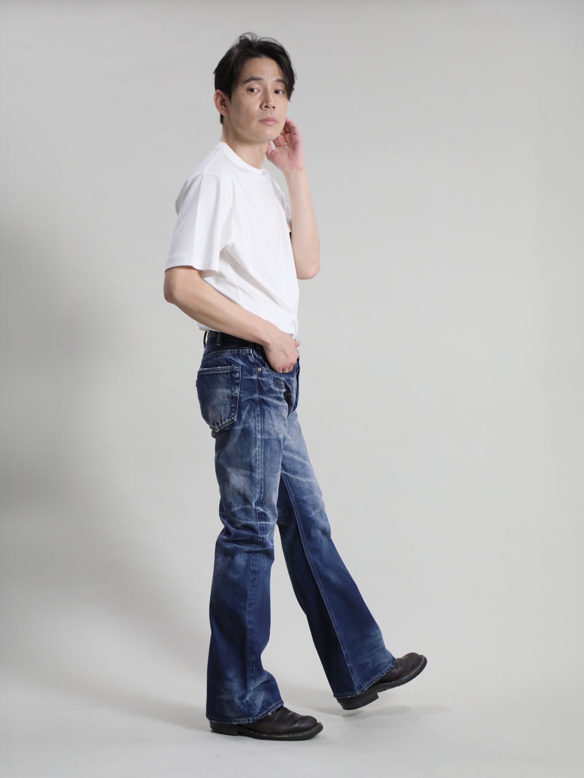 B-1969-XX-F-970 Used-Washed Flare Jeans made with Selvedge Denim from Okayama
