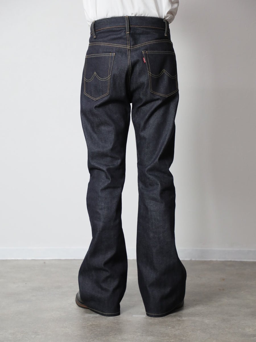 B-1969-XX-F-004 Flare Jeans Rigid, made with Selvedge Denim from Okayama – FLARE SELVEDGE DENIM RIGID, made in Okayama.