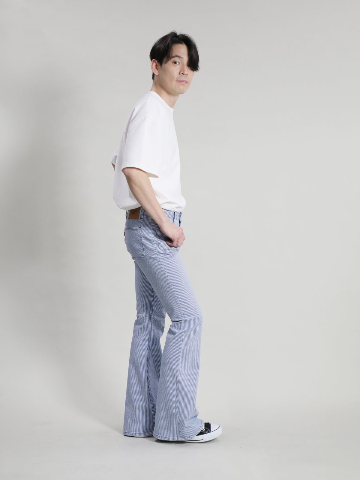 Patch Poke Hickory Bell Bottom Jeans 1970s Revival Model Bleach Color/Unisex