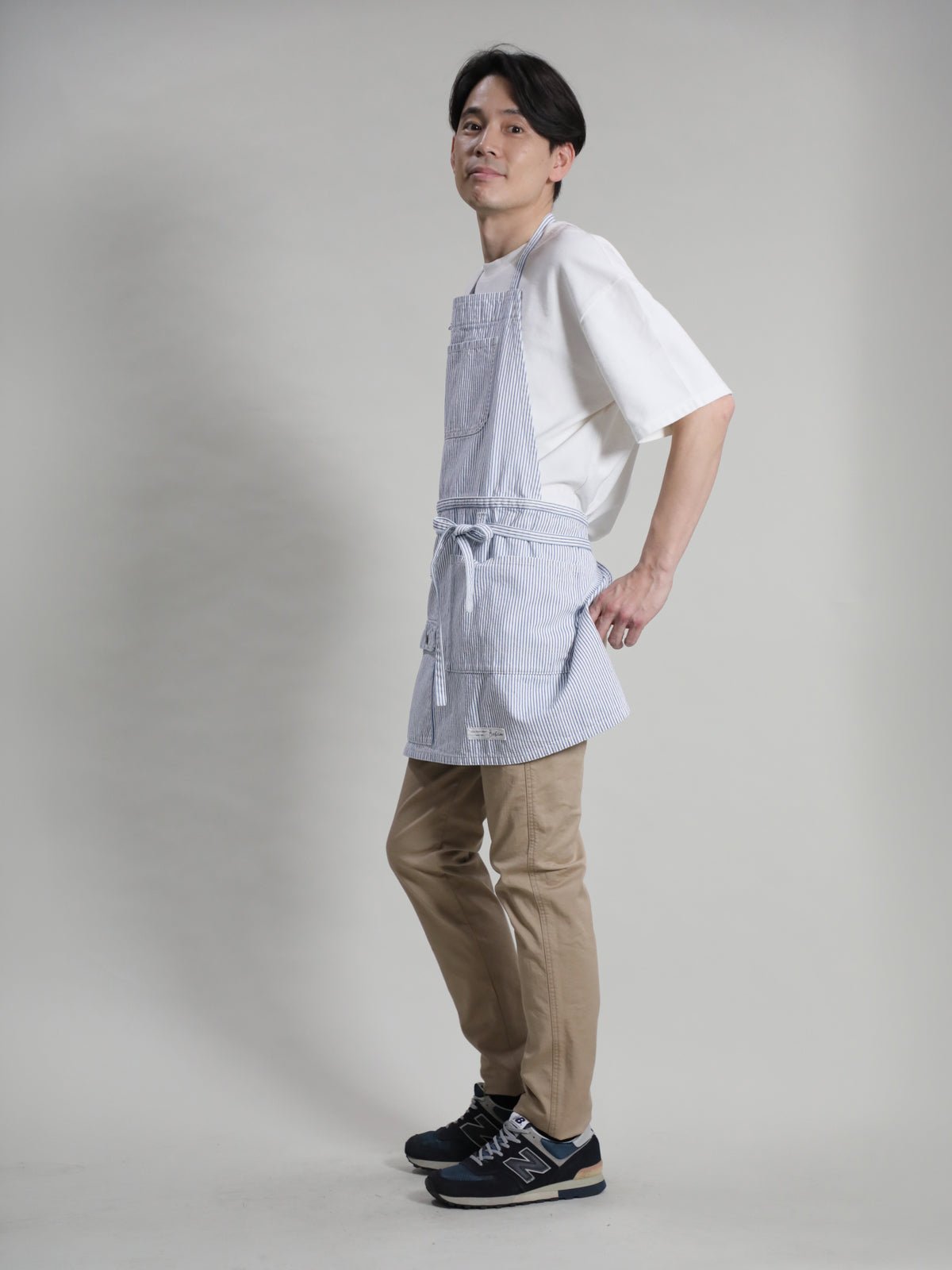 2WAY Denim Apron Zimbabwe Yarn x Okayama Weave Denim [10oz] Bleached Color/Indigo Color Unisex