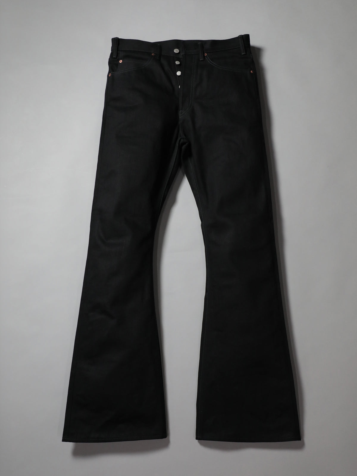 B-1969-XX-F-BK-004 【Okayama-made, vertically and horizontally black selvedge denim】Bell-bottom rigid BELL-BOTTOM BLACK SELVEDGE DENIM RIGID